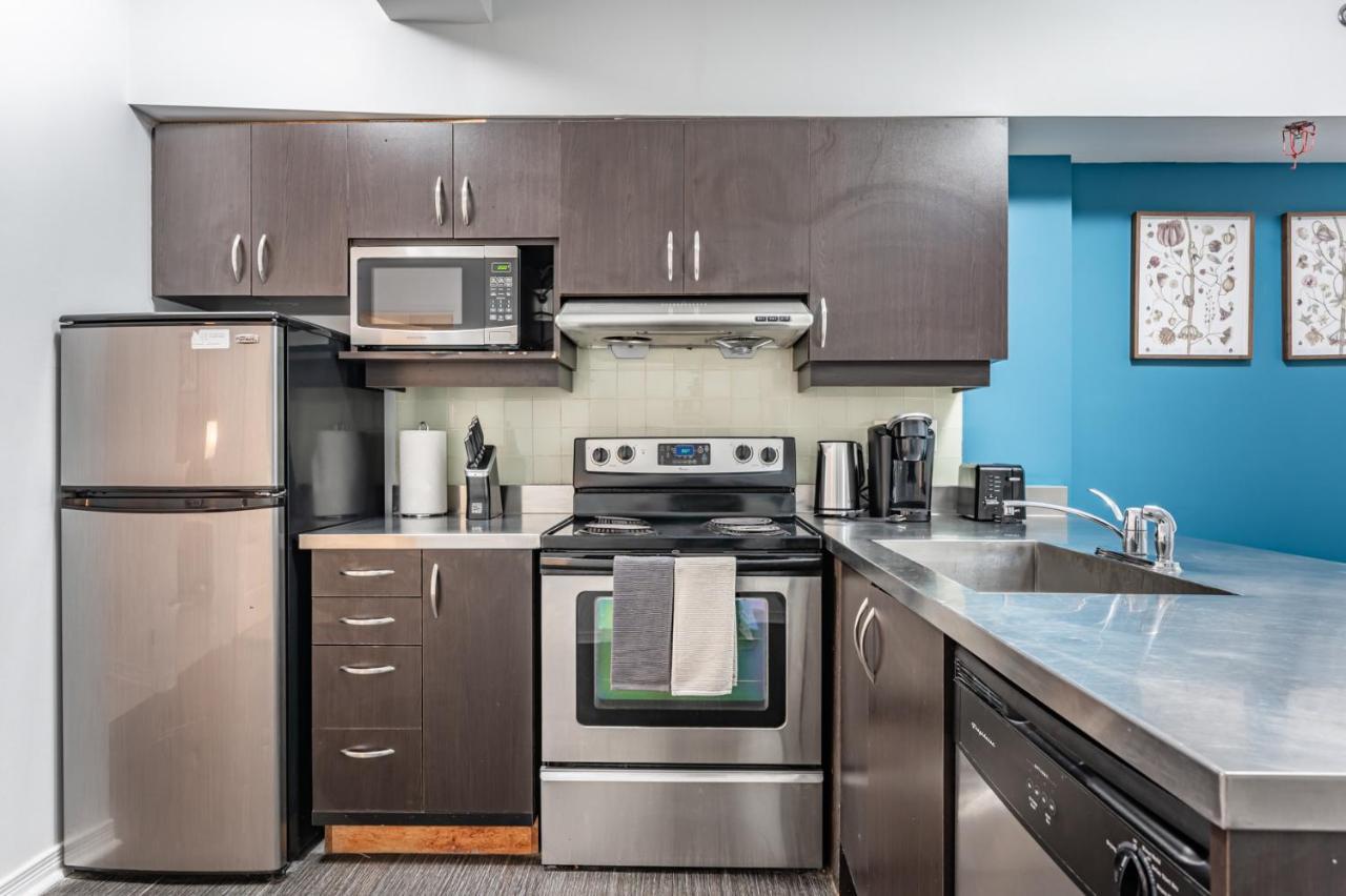 Kensington Place Apartments トロント エクステリア 写真